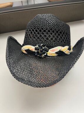 Larrie Man Black Women's Straw Cowboy Hat w/ Decorative Braid